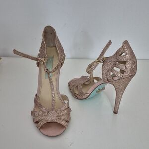 Betsey Johnson Sparkling Rose Gold Heels,S 6